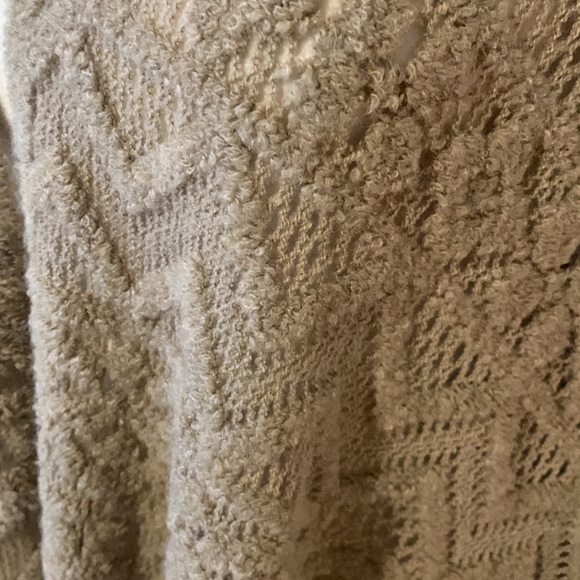 Anna & Ava open knit poncho/kimono O/S - Picture 2 of 3